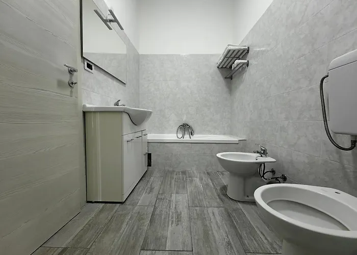 Milanforester Апартаменты *