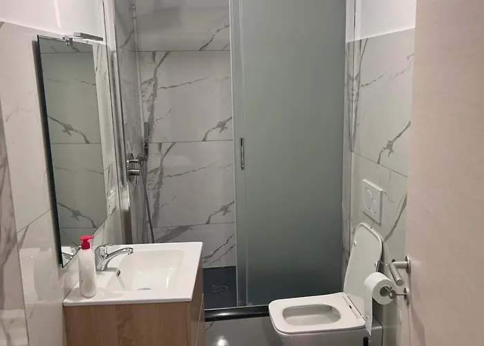 Апартаменты Milanforester *