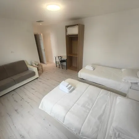 Milanforester Apartamento *