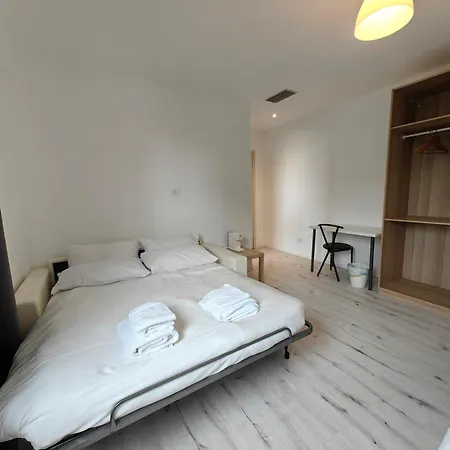 Milanforester Apartamento *